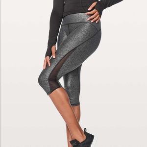 Lululemon “Train Times” crops